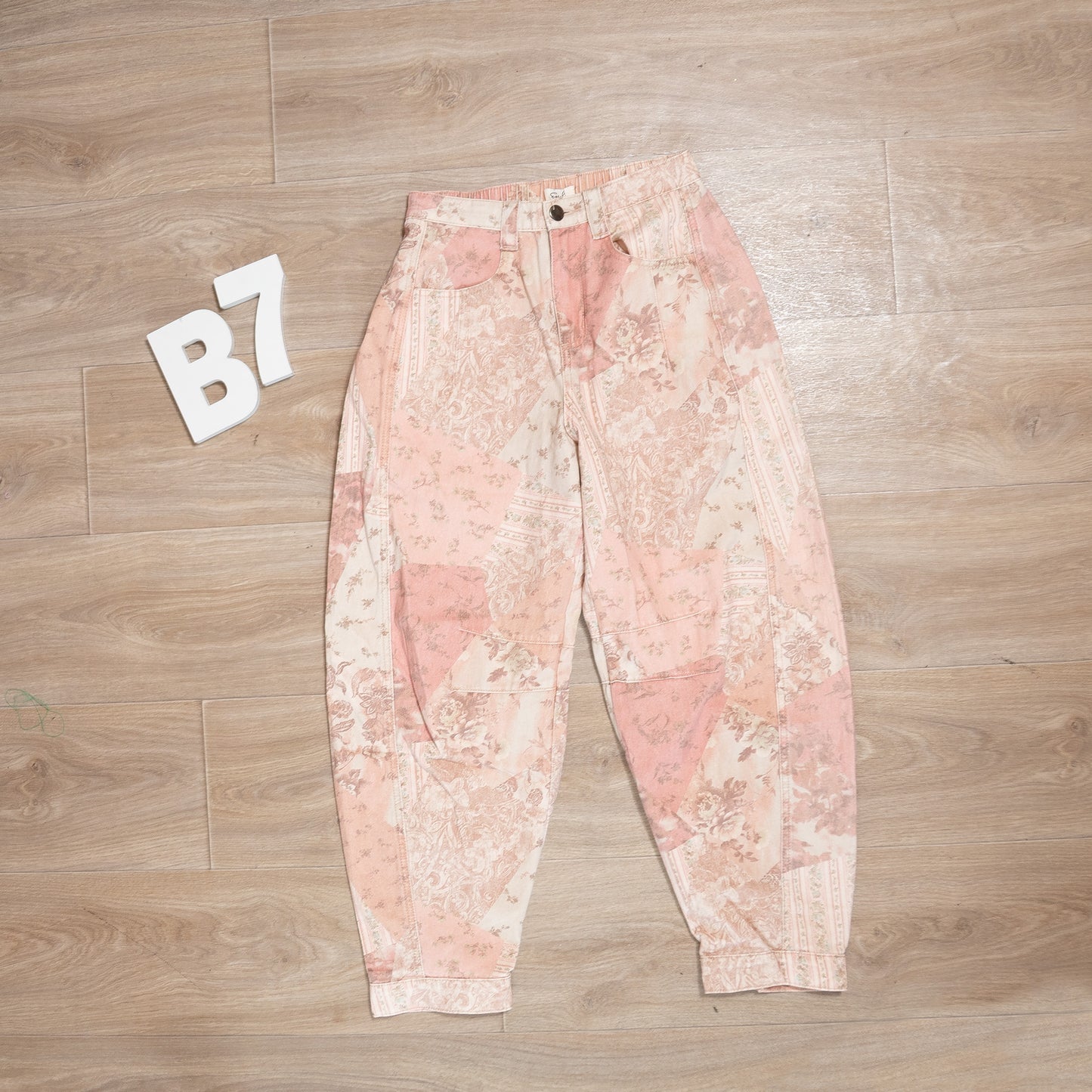 Easel Patchwork Printed Barrel Pants – High Rise Vintage Floral Wide Leg Trousers