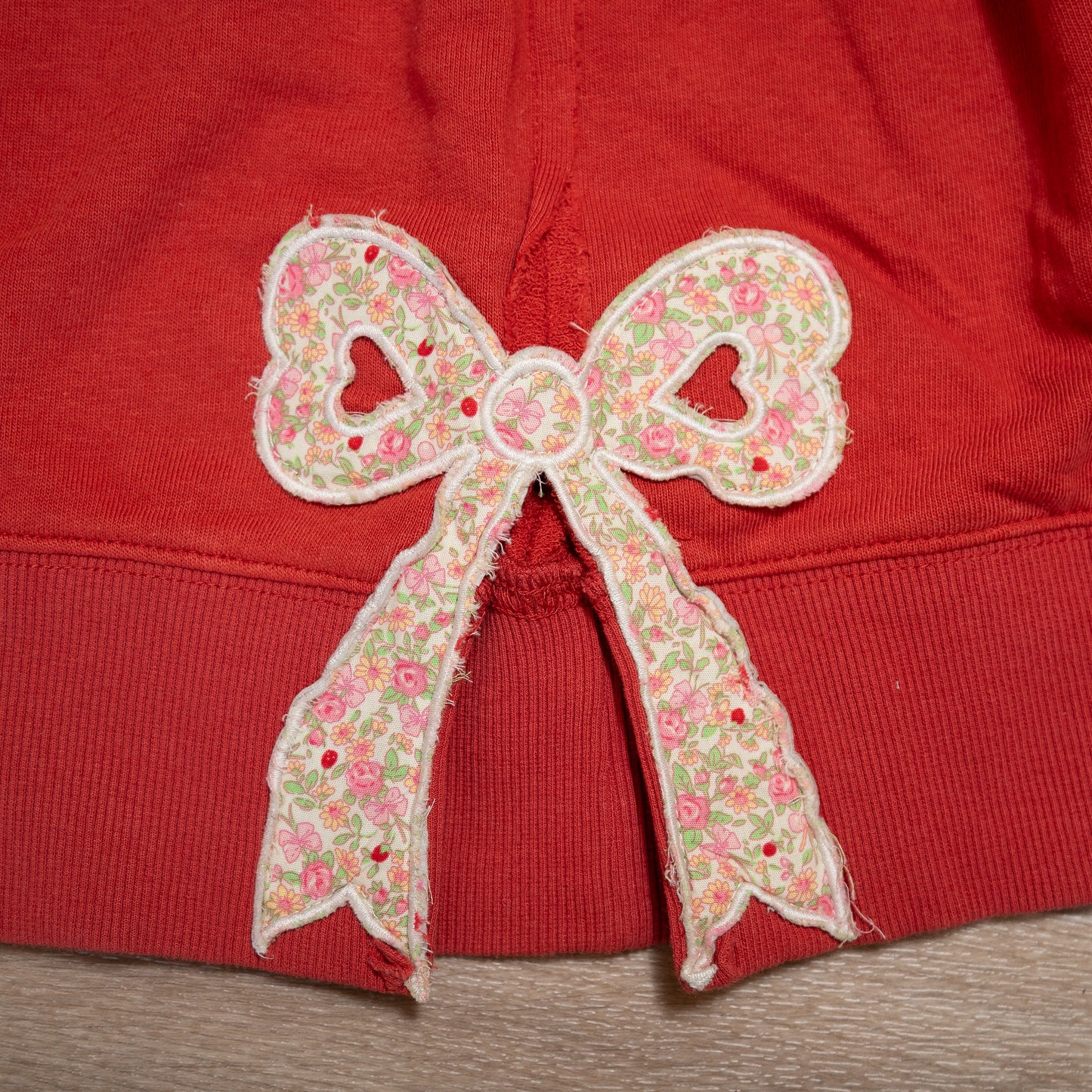 Easel Bow Patch Bottom Hem Mineral Washed Terry Pullover – Oversized Floral Bow Detail Sweater