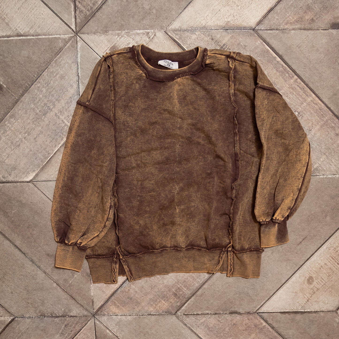 Acid Wash Exposed-Seam Fleece Sweatshirt — Vintage Vibe Pullover