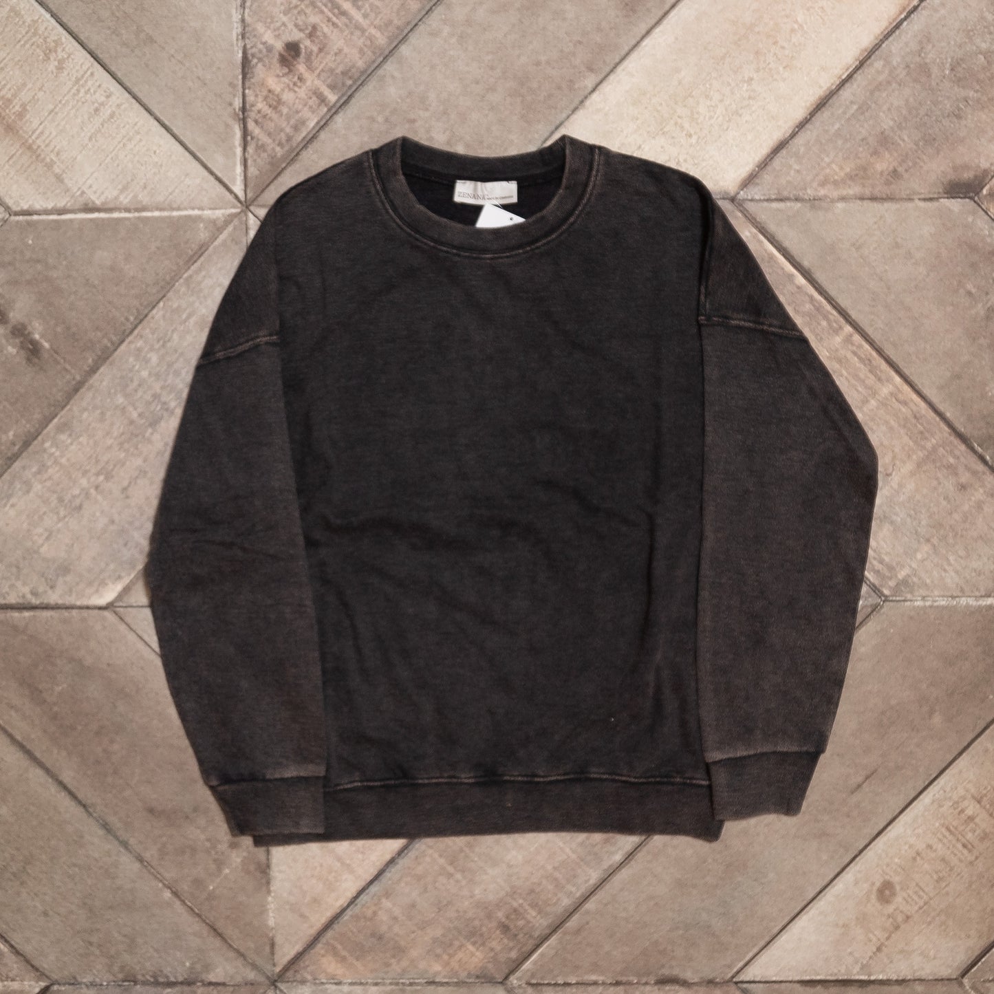 Faded Terry Washed Round Neck Pullover Sweatshirt – Vintage Soft Cozy Layer