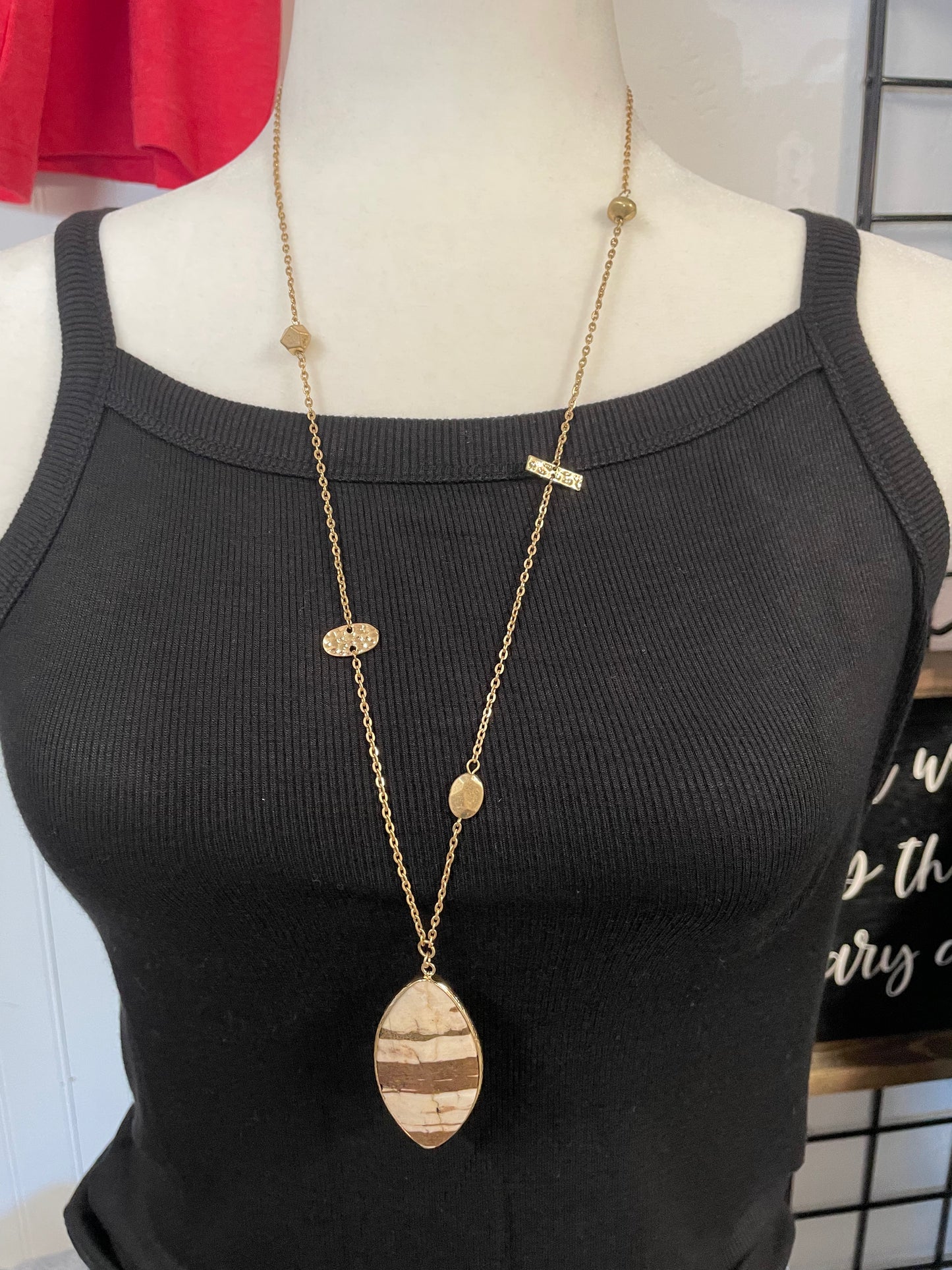 🌿 Desert Stripe Dreams – Long Stone Pendant Necklace