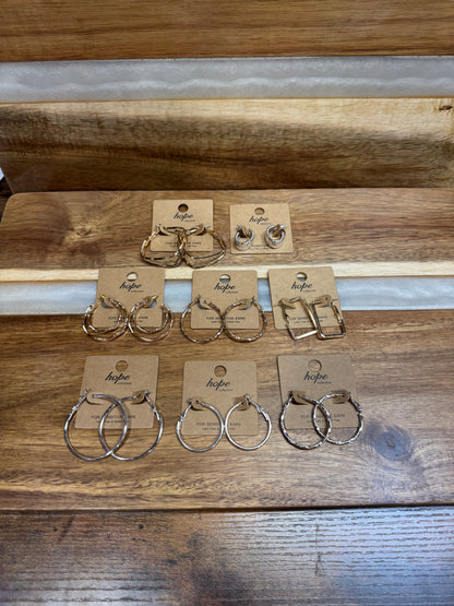 Hoop Earrings Collection – Gold, Silver, Chunky & Dainty Hoops for Every Style | Must-Have Women’s Jewelry