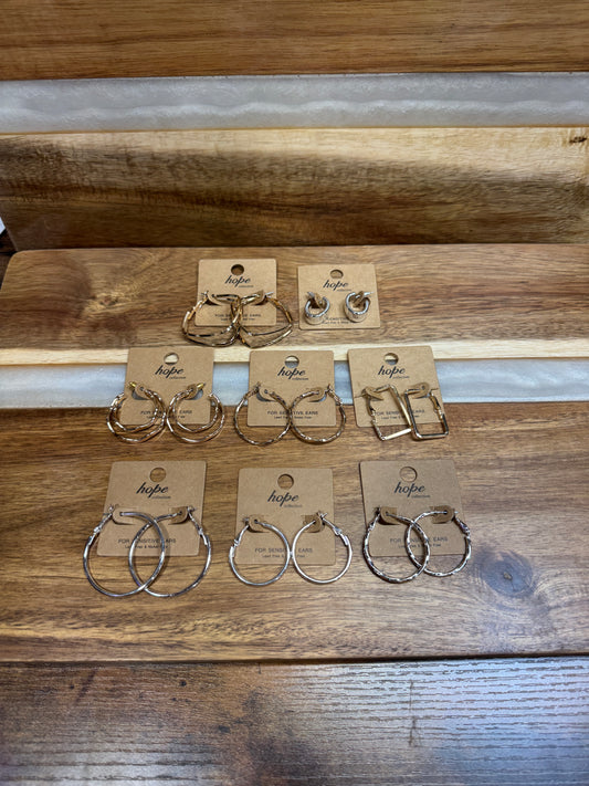 Hoop Earrings Collection – Gold, Silver, Chunky & Dainty Hoops for Every Style | Must-Have Women’s Jewelry