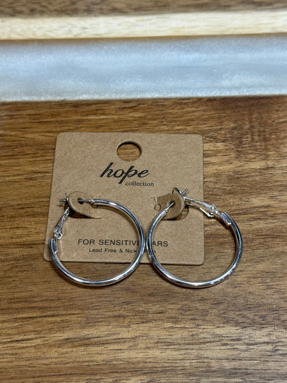 Hoop Earrings Collection – Gold, Silver, Chunky & Dainty Hoops for Every Style | Must-Have Women’s Jewelry