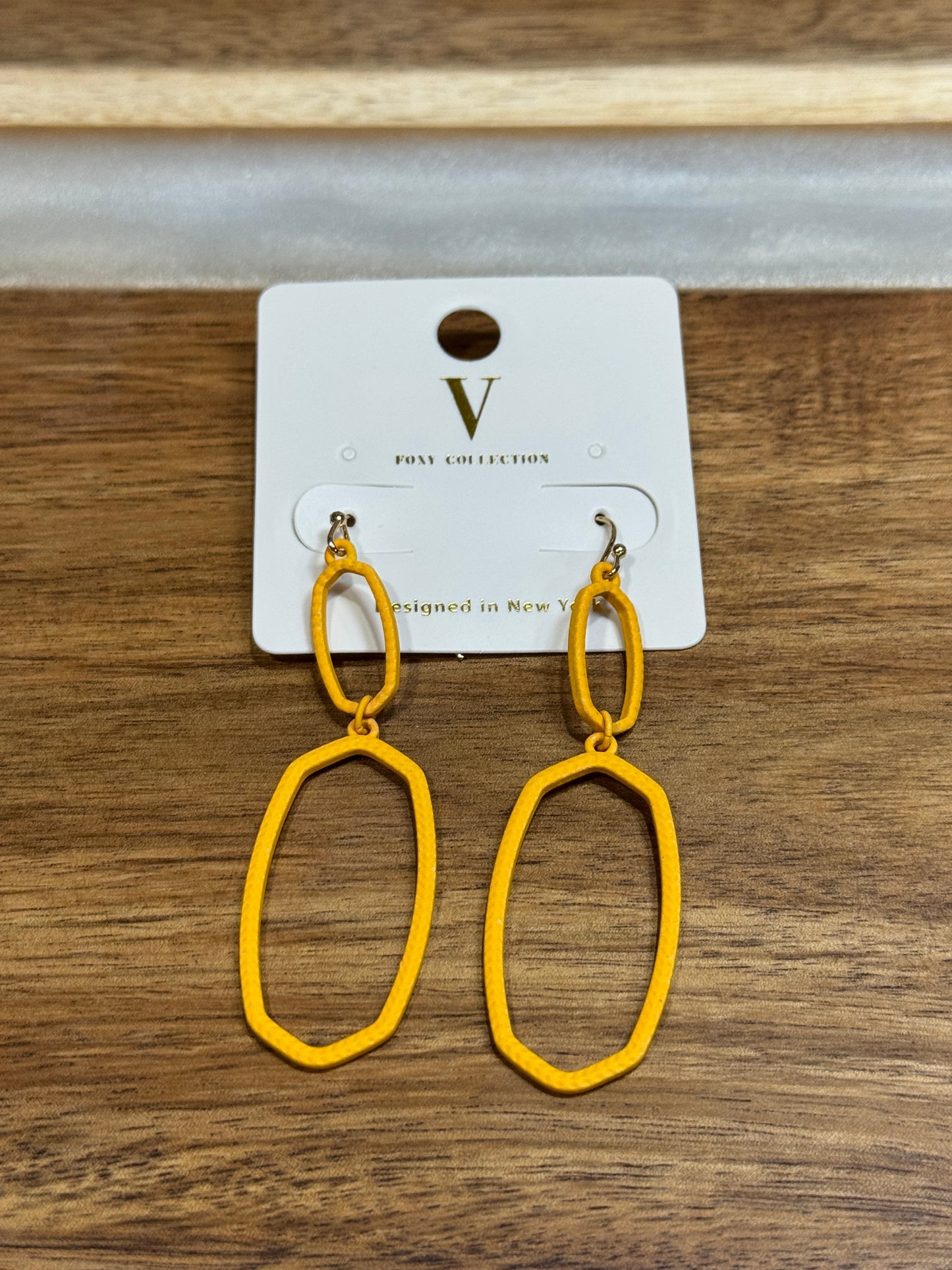 Color Pop Oval Drop Earrings – Lightweight Statement Earrings in Bright & Neutral Tones