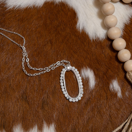Ivory Halo Oval Pendant Necklace ✨ – Beaded Oval Drop Necklace in Silver Tone