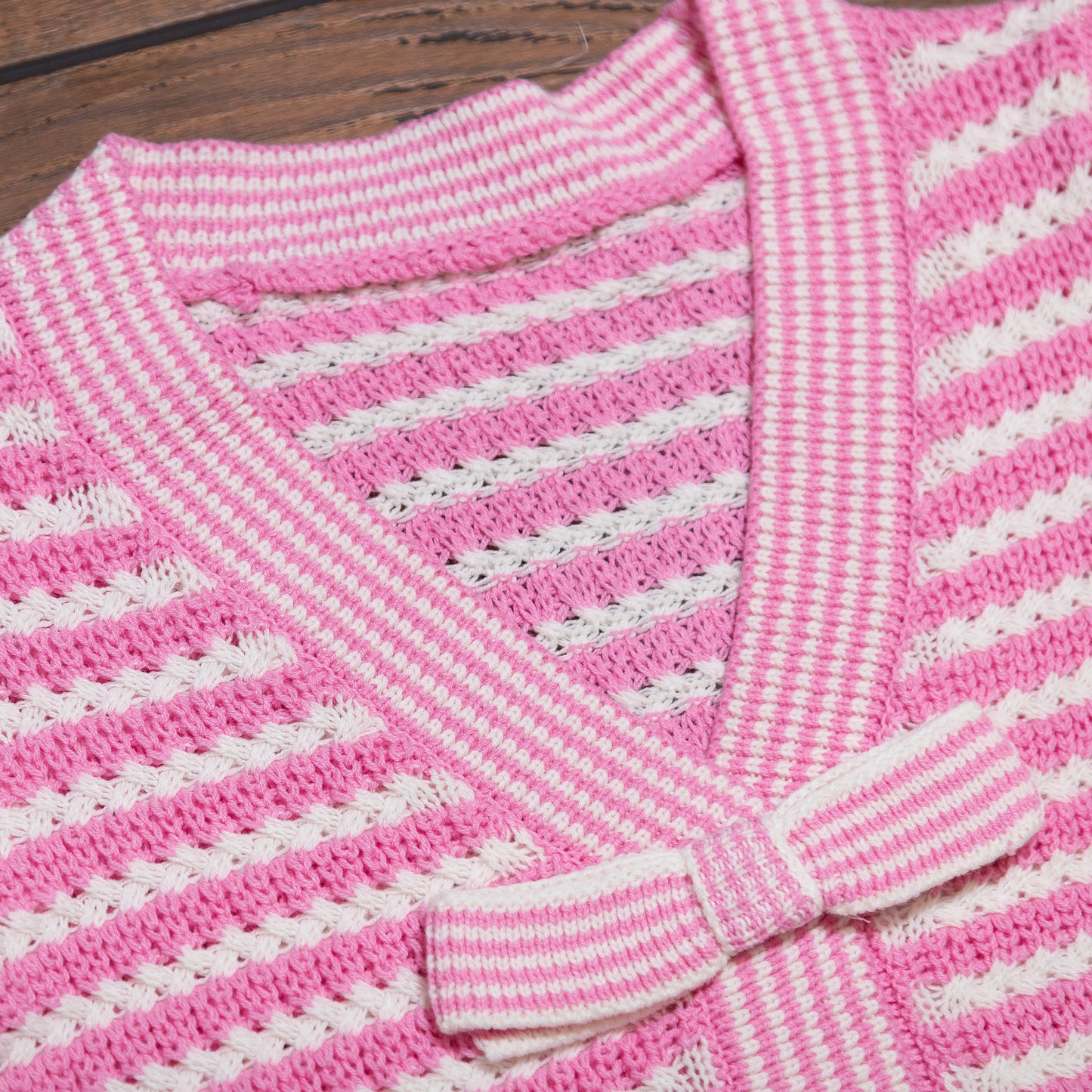 Sweet Stripe Bow V-Neck Short Sleeve Knit Sweater