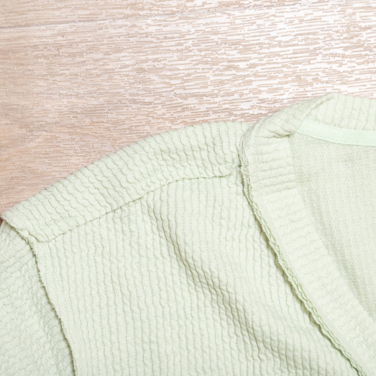 Sage Crush Textured Crop Tee – Soft Knit V Neck Pocket Top