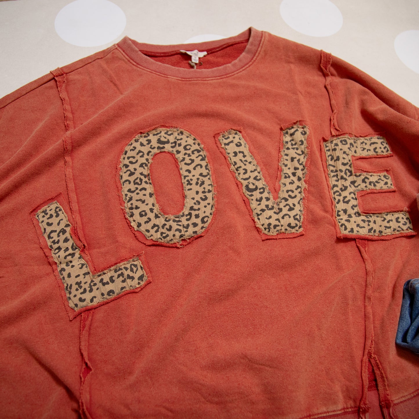 Love Patch Washed Terry Pullover – Relaxed Fit Boutique Sweatshirt