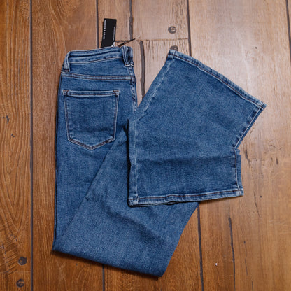 Lucky & Blessed Dark Wash High Rise Wide Leg Jeans – Front Pocket Detail, 32” Inseam JE383