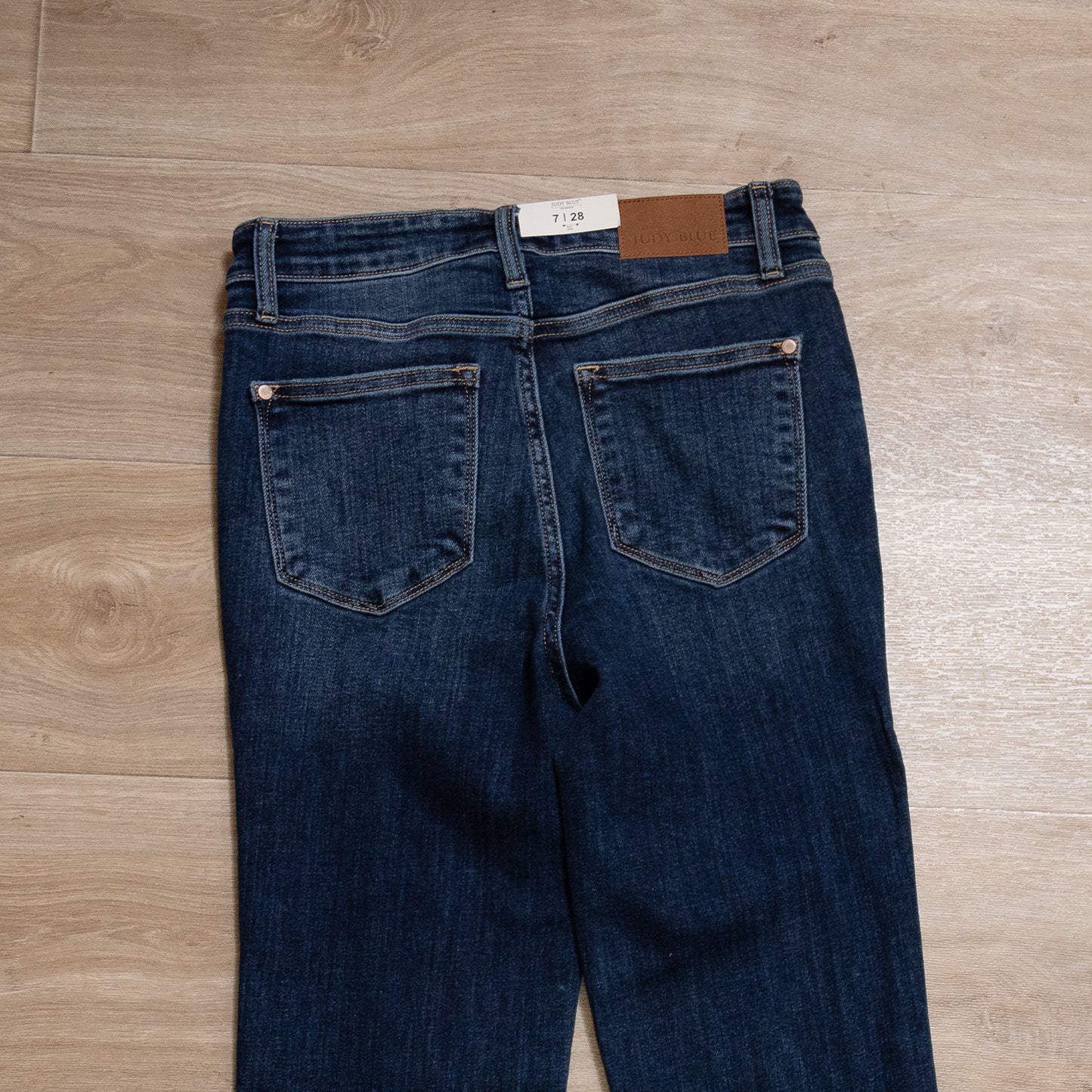 Judy Blue High Waist Trouser Flare Jeans – Curve-Hugging with Retro ’70s Flare 🌟
