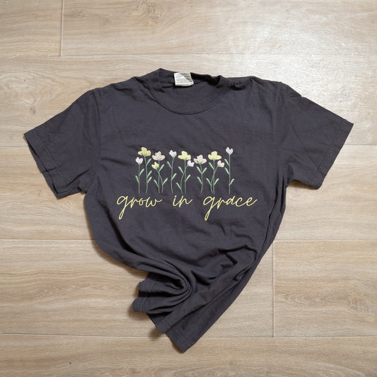 Grow in Grace Embroidered T-Shirt – Comfort Colors Tee, Faith-Inspired Graphic Tee, Soft Vintage-Wash Shirt