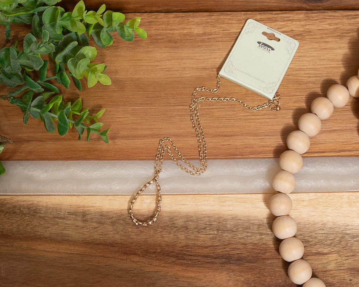 ✨ Golden Loop Dreams – Long Teardrop Pendant Necklace