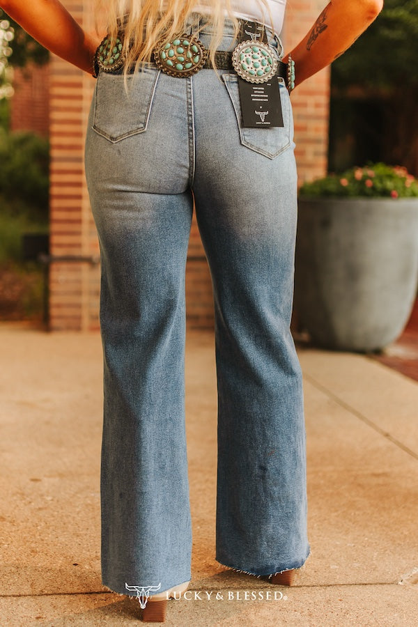 western style flare jeans for women with stretch denim