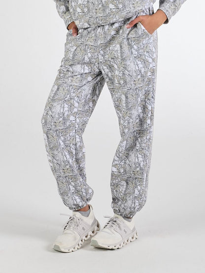 “Camo & Bow Lounge Jogger” – Playful Camo Sweatpants with Feminine Bow Detail by Simply southern