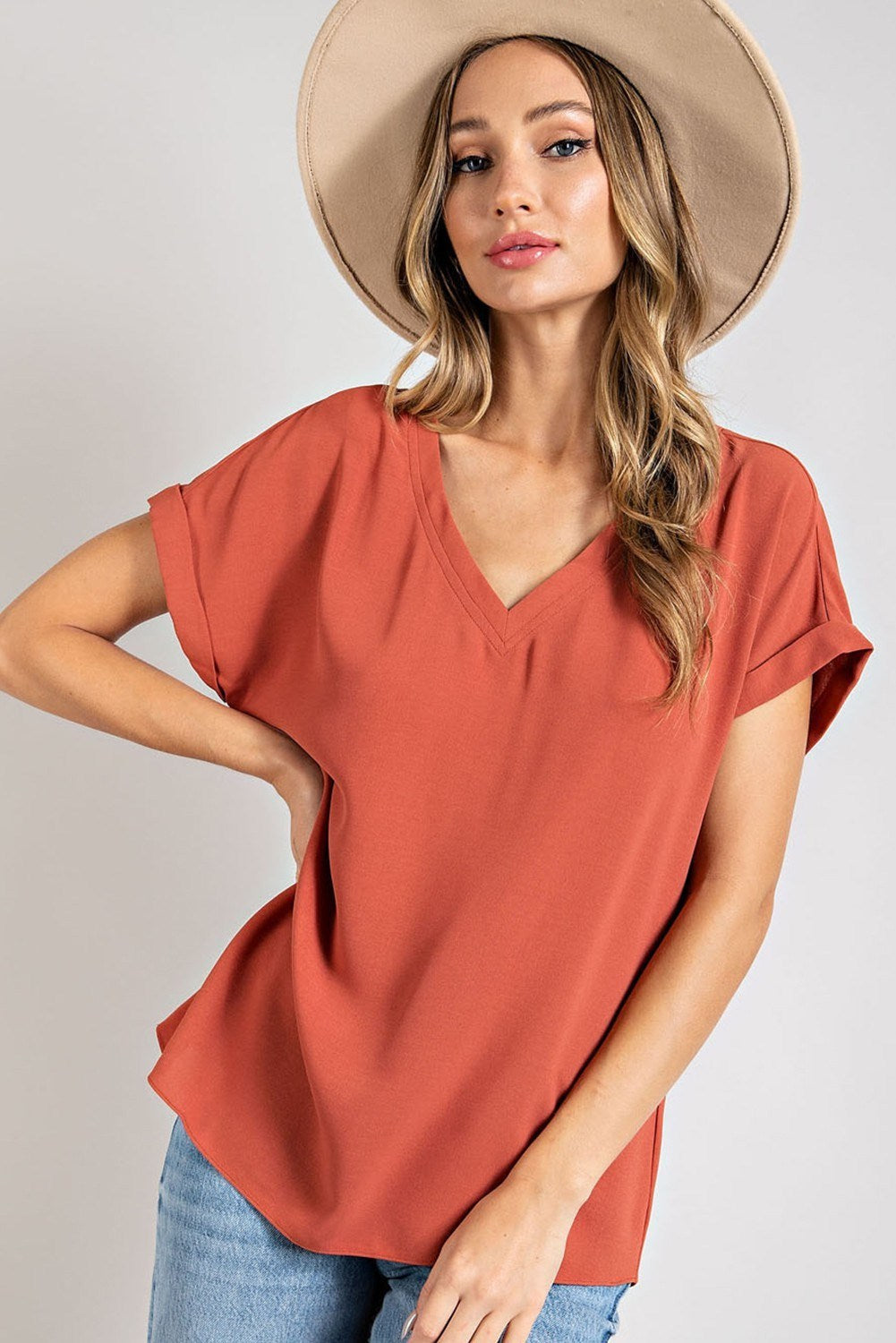 BASIC V NECK TOP EESOME