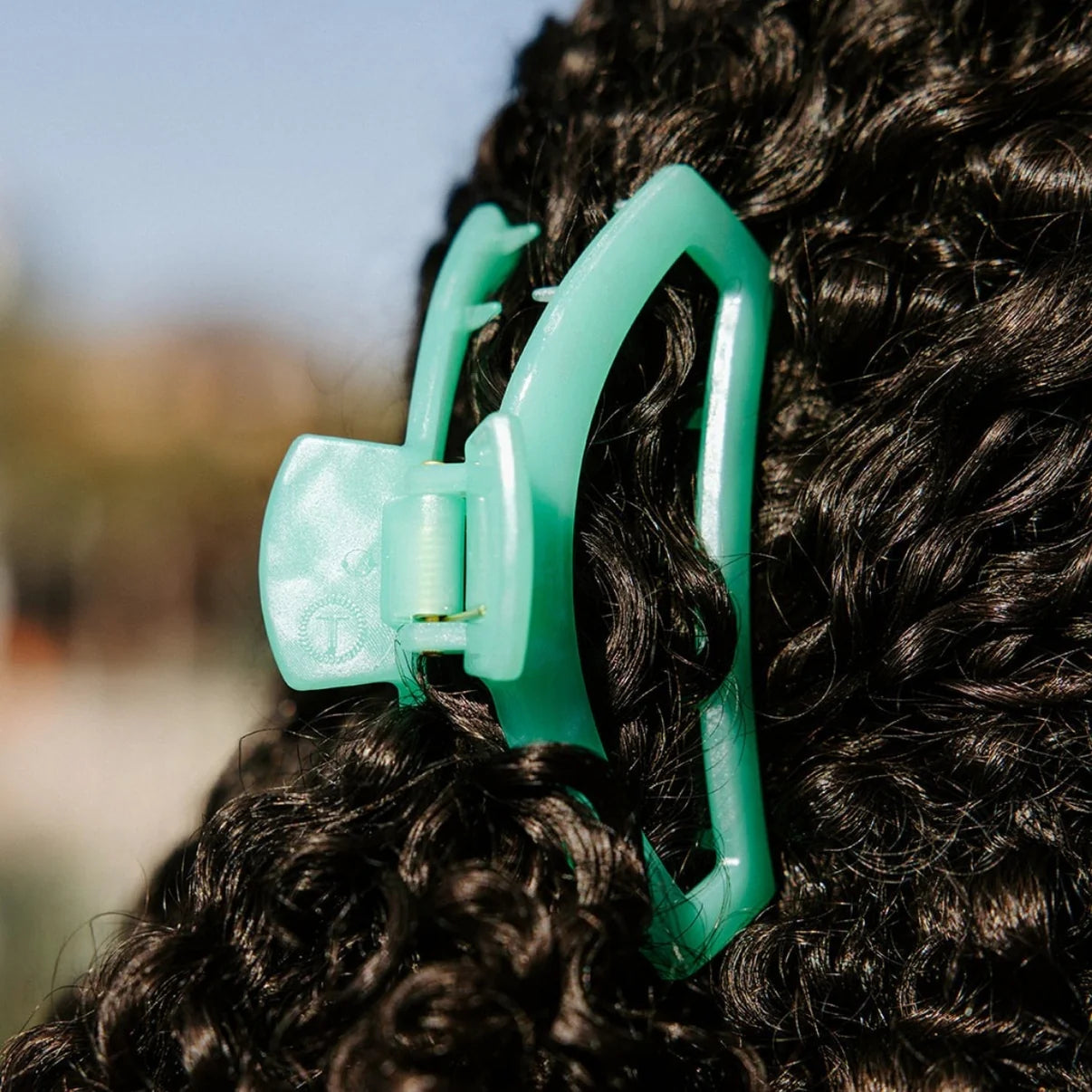 Medium Open Teleties Claw Hair Clips