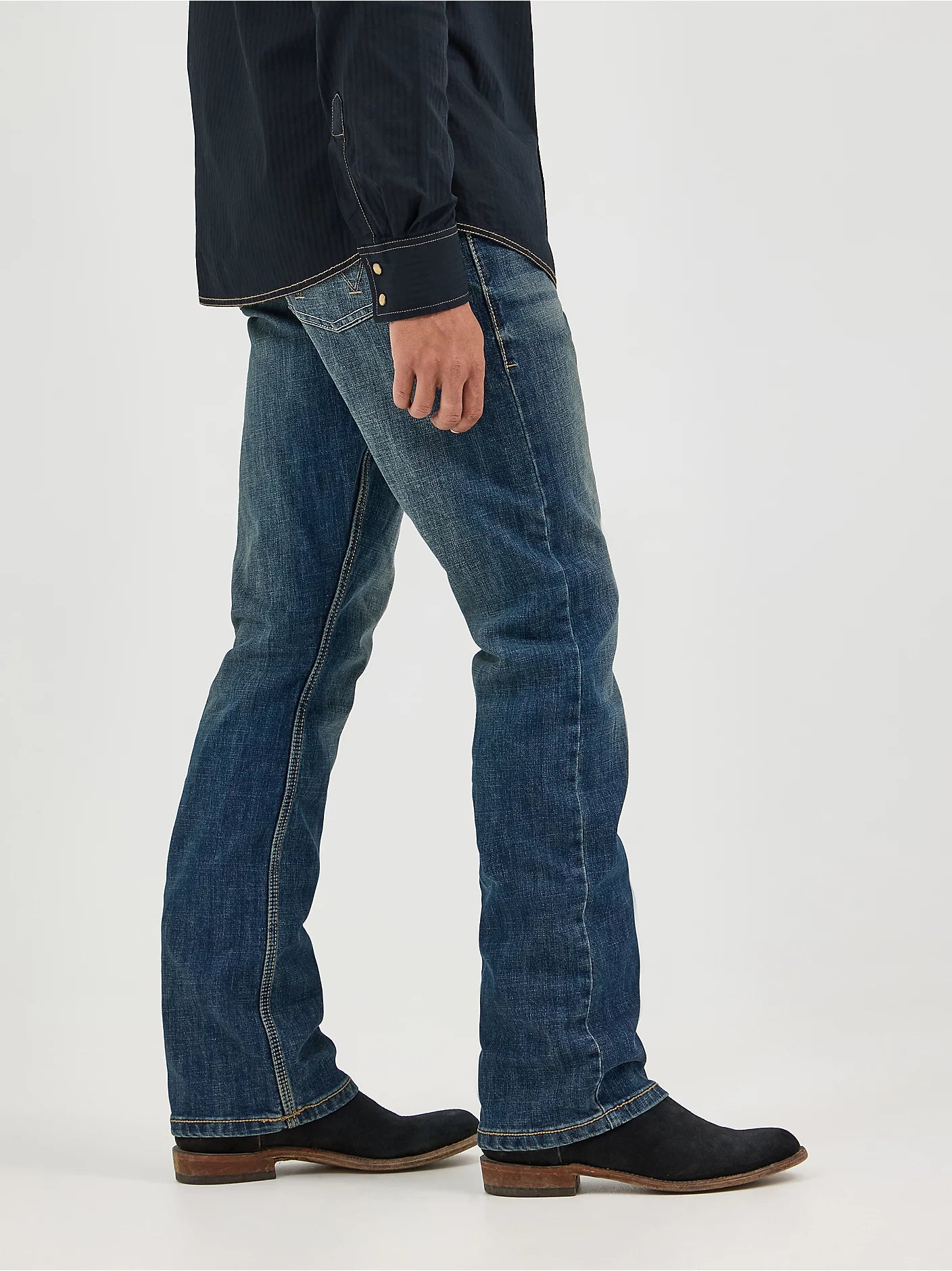 MEN'S WRANGLER RETRO® SLIM FIT BOOTCUT JEAN