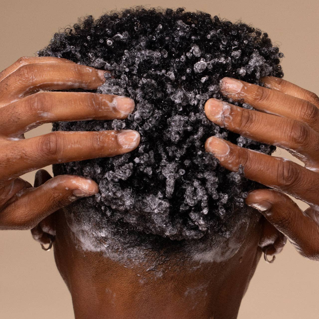 Moisturizing Coconut Oil Shampoo by Kitsch