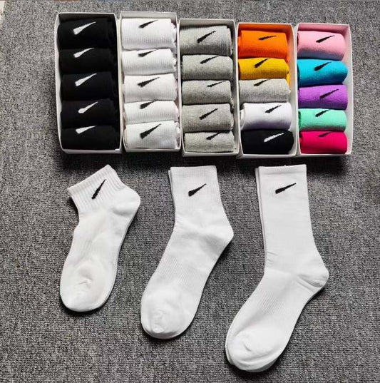 5 pack Nike Socks  in Gift Box