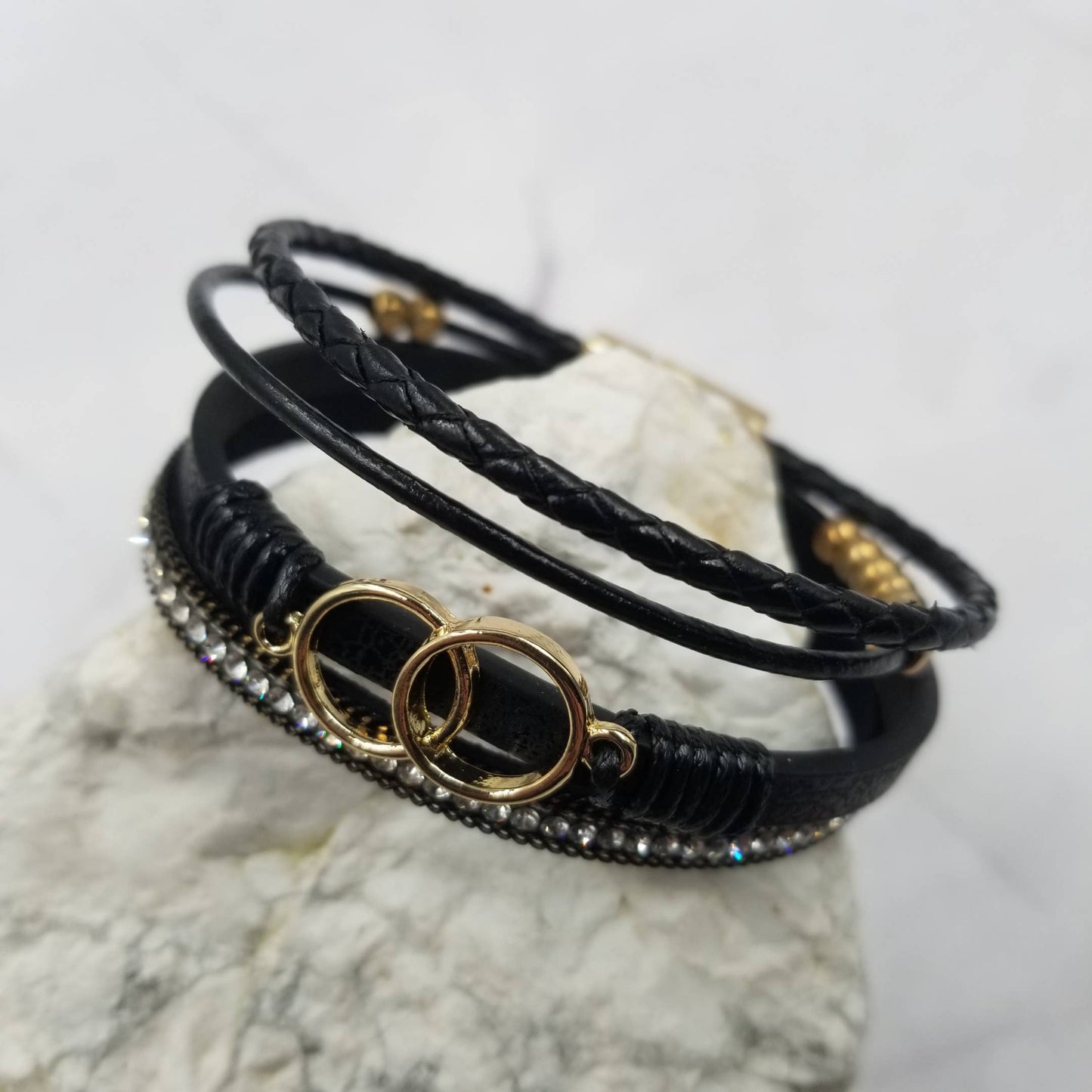 Crystal Leather Double Circle Bracelet Magnetic Snap