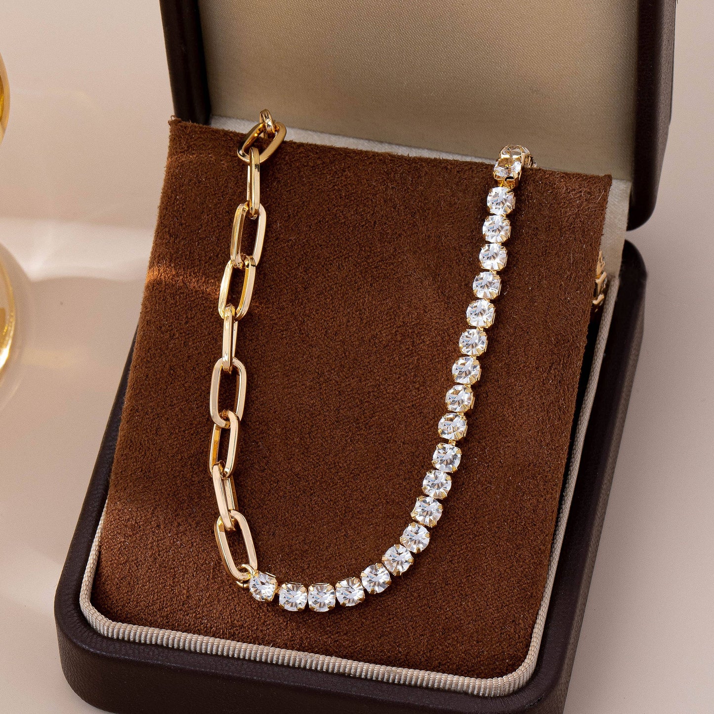 Spark Link Necklace | Gold Rhinestone & Link Chain Statement Necklace