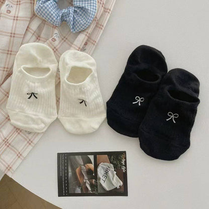 Ladies Cartoon Bow Knit Boat Socks – Cute, Comfy & Totally Bow-tiful! 🎀