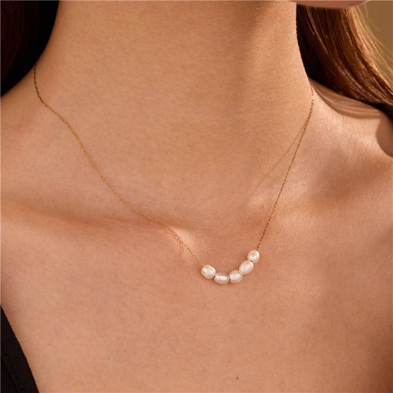 Pearl Crush Necklace | 18K Stainless Steel Non-Tarnish Pearl Necklace