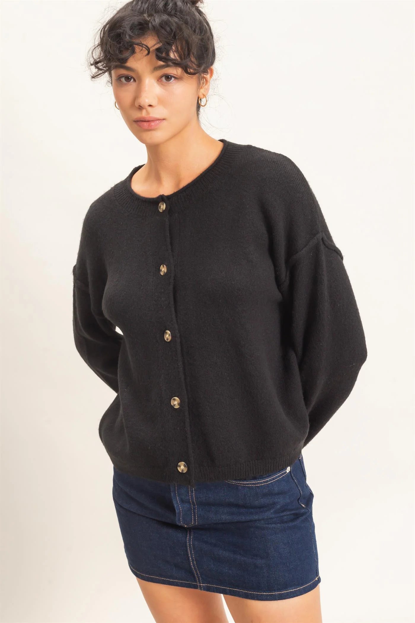 Double Zero Easy Layer Button-Front Cardigan | DZ26E269 Loose Fit Crew Neck Sweater