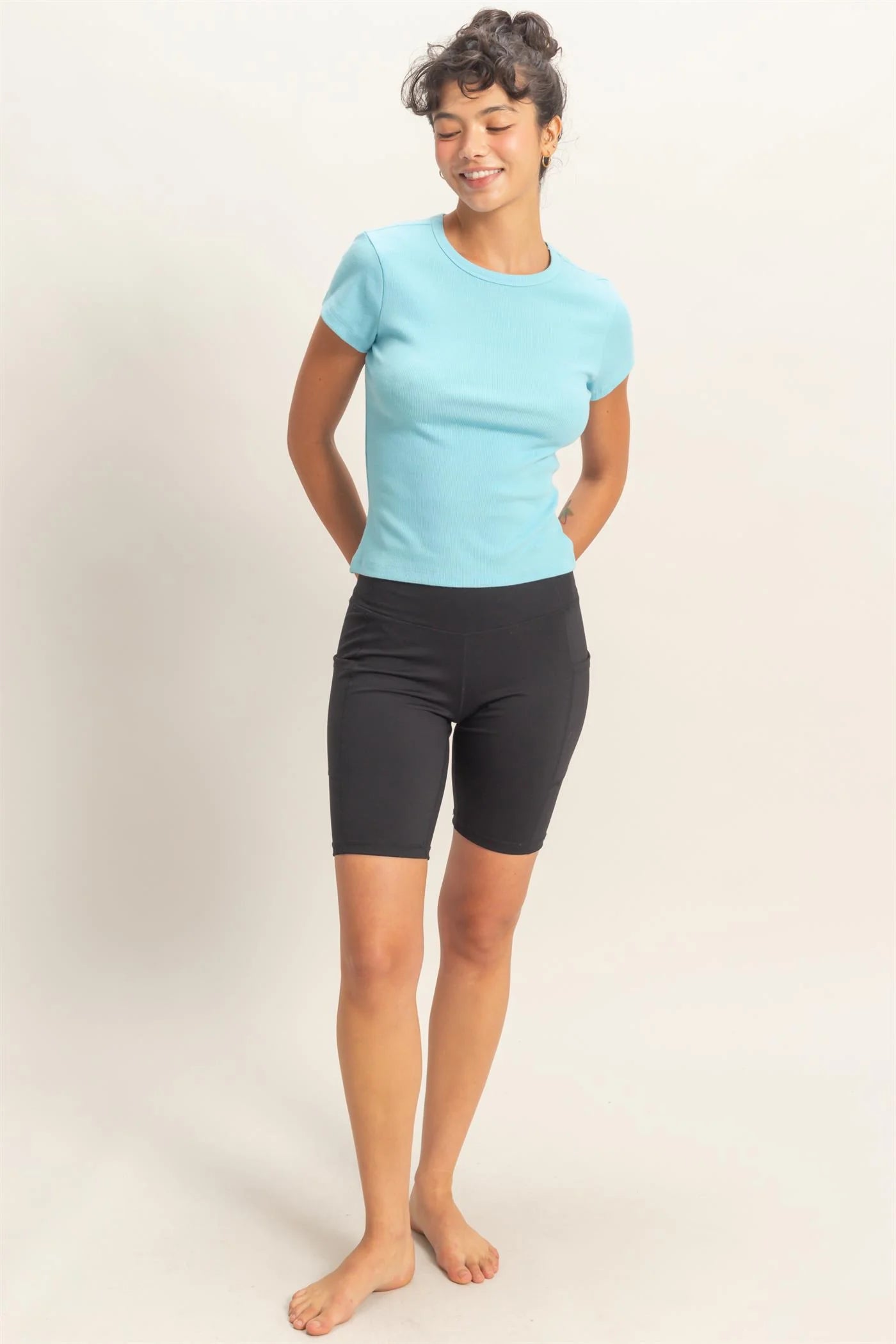 HyFVE / Double Zero Everyday Ribbed Short Sleeve Top | Fitted Cotton Crew Neck Basic Tee