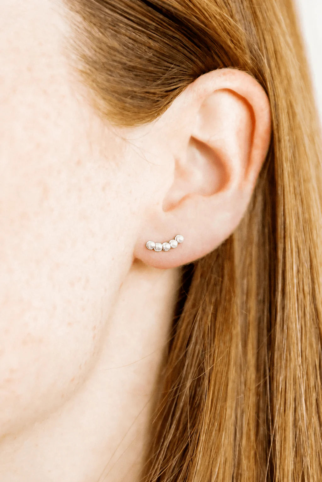 Linny Co. Abigail Pearl Screwback Stud Earrings | Gold or Silver Pearl Flat Back Earrings