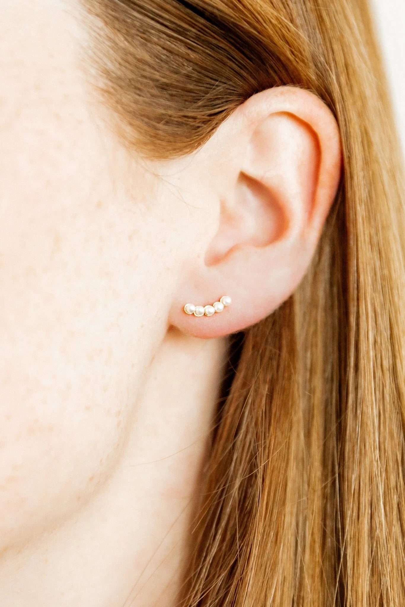 Linny Co. Abigail Pearl Screwback Stud Earrings | Gold or Silver Pearl Flat Back Earrings