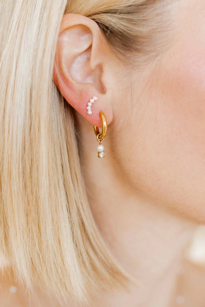 Linny Co. Abigail Pearl Screwback Stud Earrings | Gold or Silver Pearl Flat Back Earrings