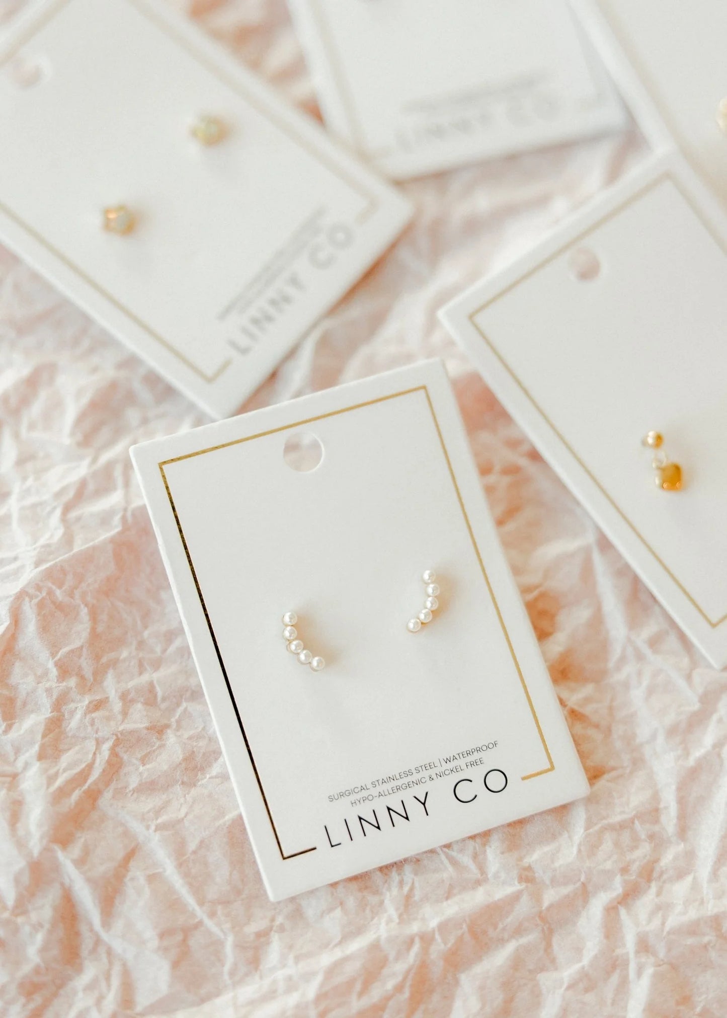Linny Co. Abigail Pearl Screwback Stud Earrings | Gold or Silver Pearl Flat Back Earrings