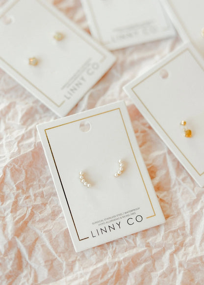 Linny Co. Abigail Pearl Screwback Stud Earrings | Gold or Silver Pearl Flat Back Earrings
